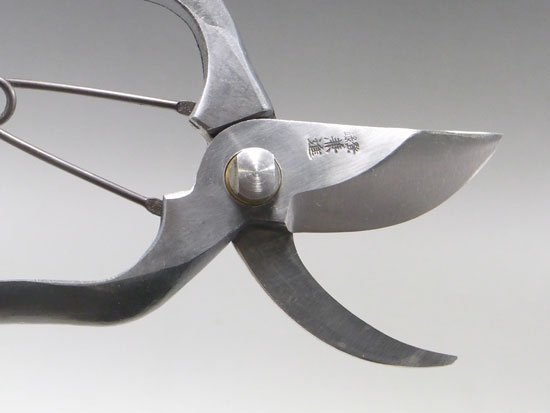 Pruning shears ,Pruning scissors ,Gardering scissors Kaneshin made in Japan