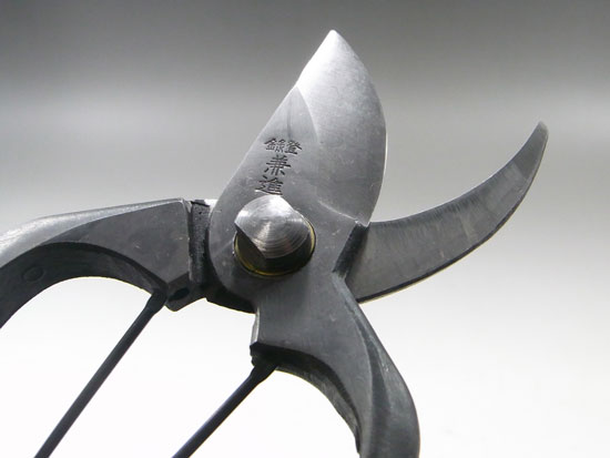 Gardening scissors made in Japan